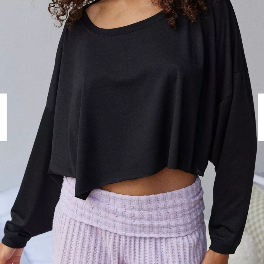 URBAN Out From Under Addison Cozy Cropped Tee Size Small P Color Dark Green